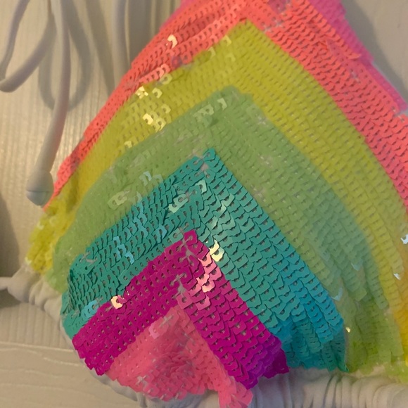 Victoria’s Secret Rainbow Chevron Bikini Top - L - Picture 2 of 3
